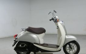 HONDA CREA SCOOPY I AF55