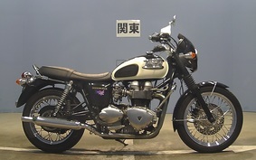 TRIUMPH BONNEVILLE 2004 J900TM