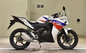 HONDA CBR125R JC50