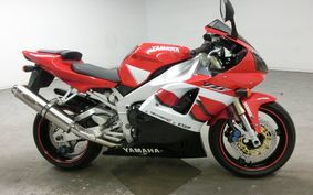 YAMAHA YZF-R1 2001 RN04