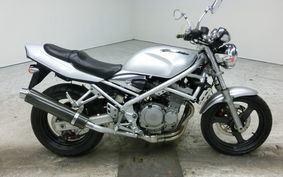 SUZUKI BANDIT 250 GJ77A