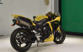 YAMAHA YZF-R1 2011