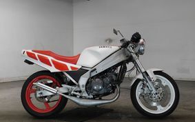 YAMAHA TZR250 1KT