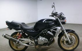 KAWASAKI BALIUS 250 Gen.2 2002 ZR250B