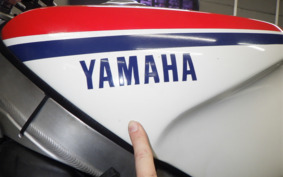 YAMAHA RZV500 R 1985 51X