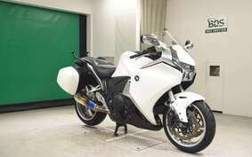 HONDA VFR1200F 2014 SC63