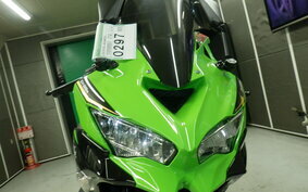 KAWASAKI ZX-25R ZX250E