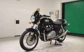 TRIUMPH THRUXTON 900 2010