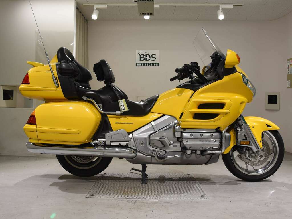 РњРѕС‚РѕС†РёРєР» Honda Goldwing 2001