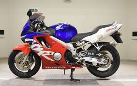 HONDA CBR600F 2000 PC35