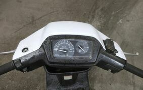 SUZUKI ADDRESS V100 CE11A