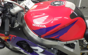 HONDA CBR900RR 2 1997