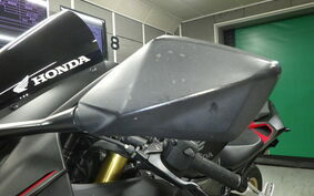 HONDA CBR250RR A MC51