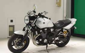 YAMAHA XJR1300 Gen.2 2010 RP17J