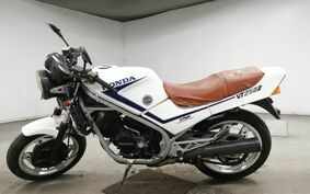 HONDA VT250Z MC08