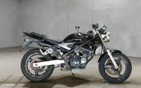 SUZUKI BANDIT 250 GJ77A