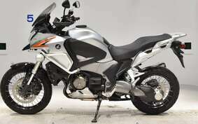 HONDA VFR1200X DCT 2012 SC70