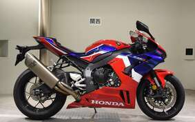 HONDA CBR1000RR R SC82