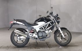 HONDA VTR 250 MC33