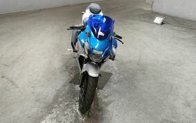 SUZUKI GSX-R125 DL33B