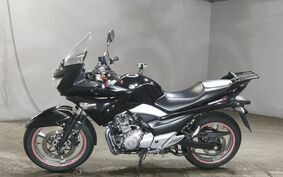 SUZUKI GSR250S GJ55D