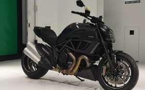 DUCATI DIAVEL Carbon 2013