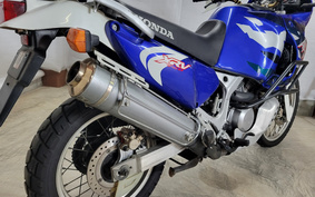 HONDA AFRICA TWIN 750 1999 RD07