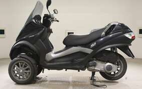 PIAGGIO MP3 250