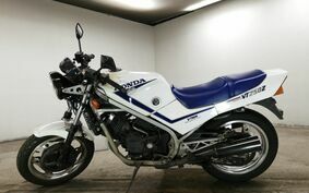 HONDA VT250Z MC08