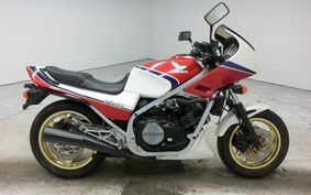 HONDA VF750F 1983 RC15