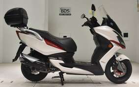 KYMCO G-DINK250I