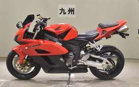 HONDA CBR1000RR 2004 SC57