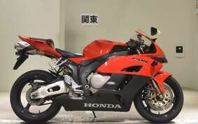 HONDA CBR1000RR 2004 SC57