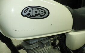 HONDA APE 100 HC07