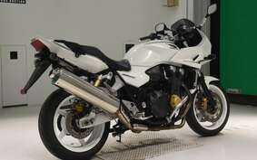 HONDA CB1300SB SUPER BOLDOR A 2011 SC54