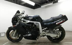 SUZUKI GSX-R750 GR77C