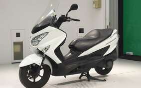 SUZUKI SKYWAVE 200 (Burgman 200) CH41A