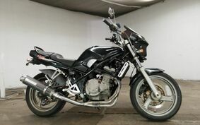 SUZUKI BANDIT 250 GJ74A