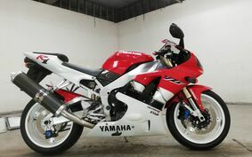 YAMAHA YZF-R1 2000 RN01