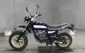 HONDA APE 100 D HC13