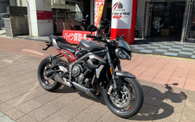 TRIUMPH  TRIUMPH  STREET  TRIPLE RS 2021 HDA554