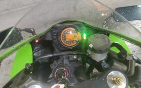 KAWASAKI ZX 10 NINJA R 2005 ZXT00C