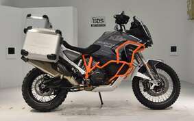 KTM 1290 SUPER ADVENTURE R 2022