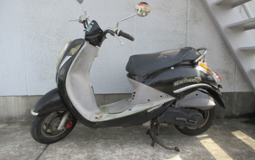 SYM UMI100