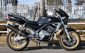 KAWASAKI BALIUS 250 Gen.2 2003 ZR250B