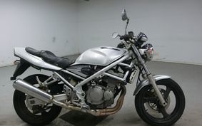 SUZUKI BANDIT 250 GJ77A