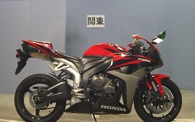 HONDA CBR600RR GEN 3 2007 PC40