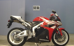 HONDA CBR600RR GEN 3 2013 PC40