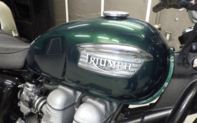 TRIUMPH BONNEVILLE 2004