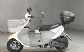 SUZUKI LET's 4 Basket CA43A